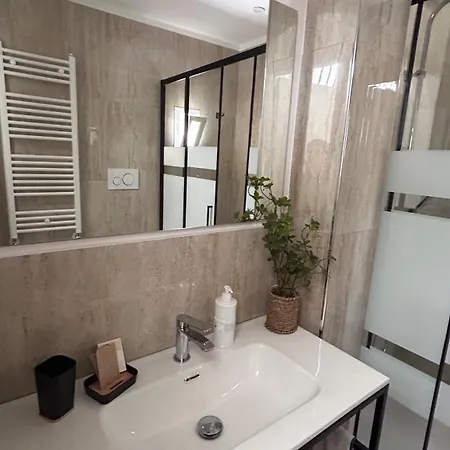 175 Lägenhetshotell 4*