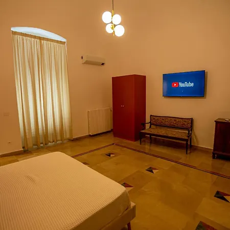 175 Бари